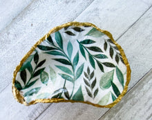Load image into Gallery viewer, Oyster Shell Jewelry Dish