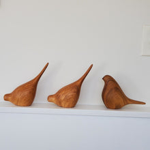 Load image into Gallery viewer, Wood-look Ceramic Bird
