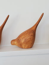 Load image into Gallery viewer, Wood-look Ceramic Bird
